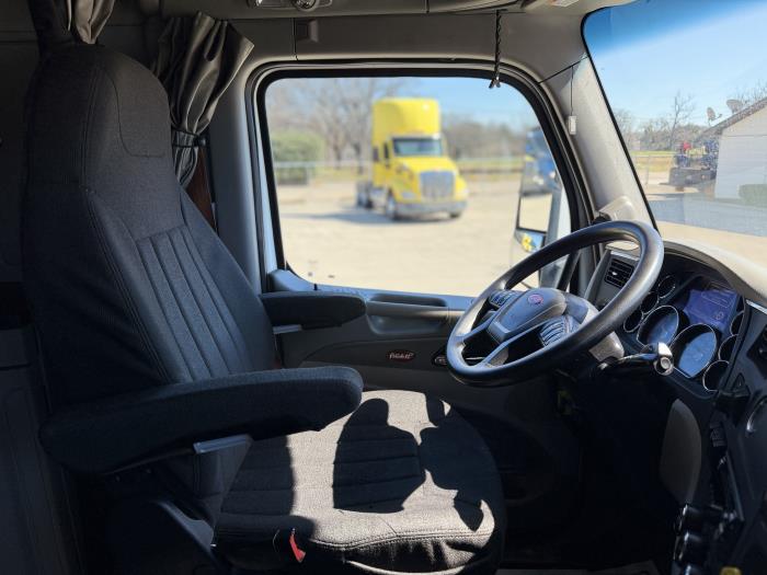 2021 Peterbilt 579-21