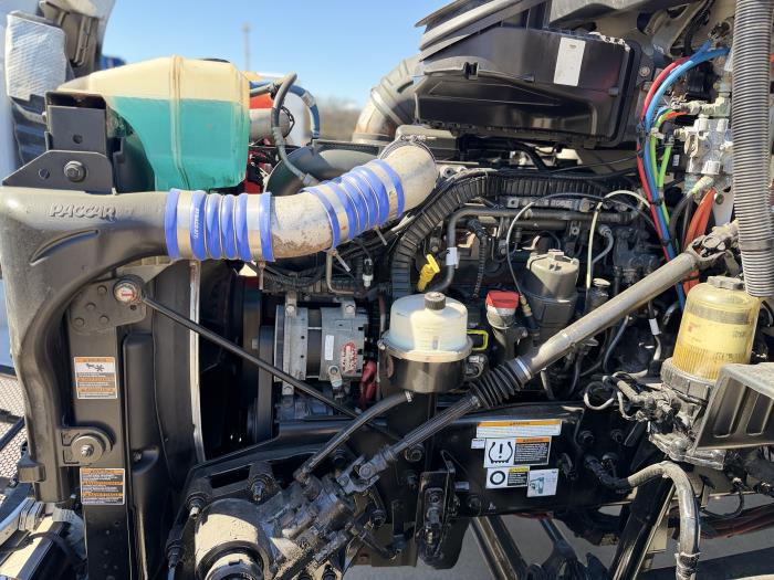 2021 Peterbilt 579-14