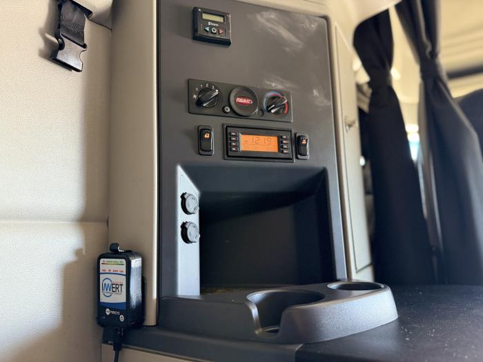 2021 Peterbilt 579-25