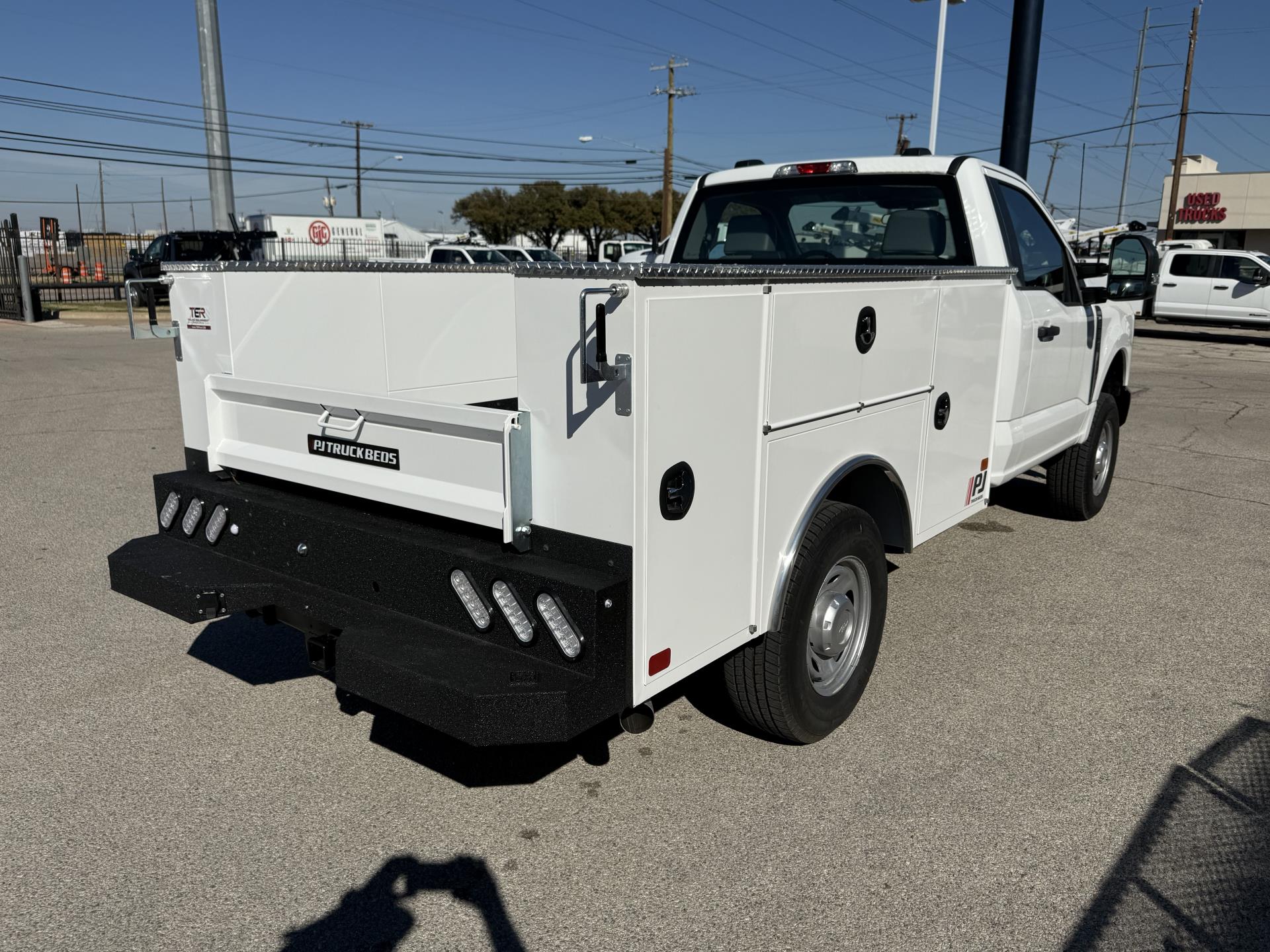 New 2025 Ford F-250 - photo 16