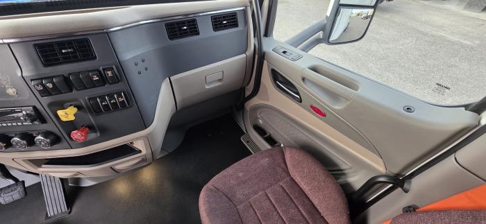 2022 Peterbilt 579-19