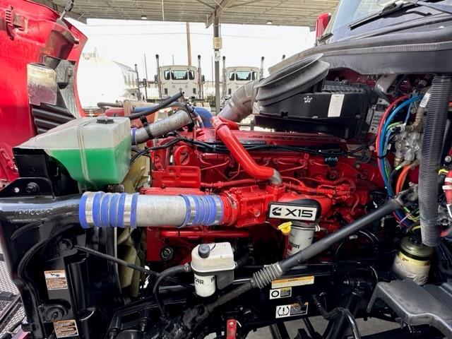 2022 Peterbilt 579-9