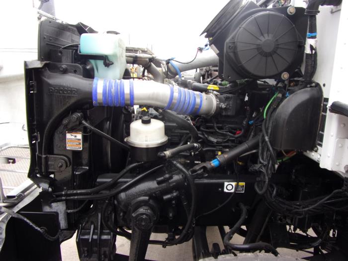 2019 Peterbilt 348-9