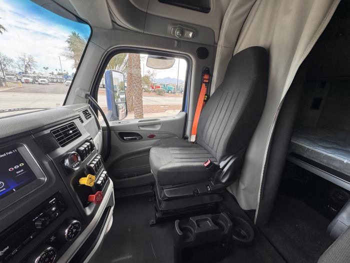 2020 Peterbilt 579-12