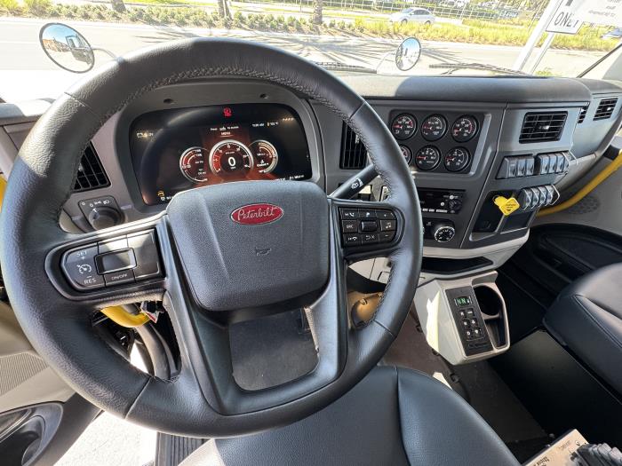 2026 Peterbilt 567-9