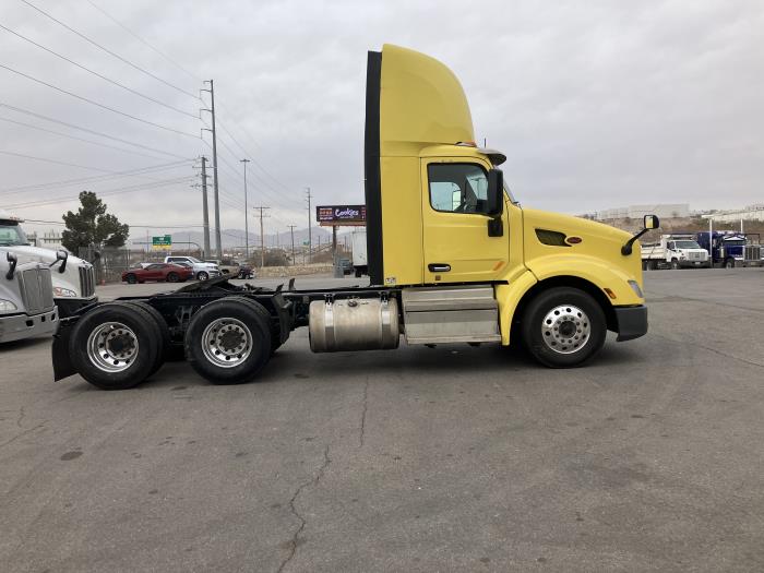 2021 Peterbilt 579-4