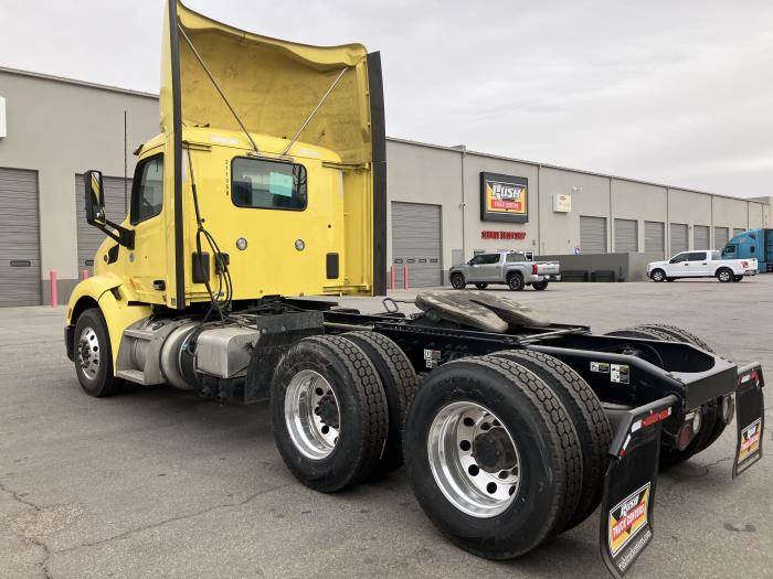 2021 Peterbilt 579-7