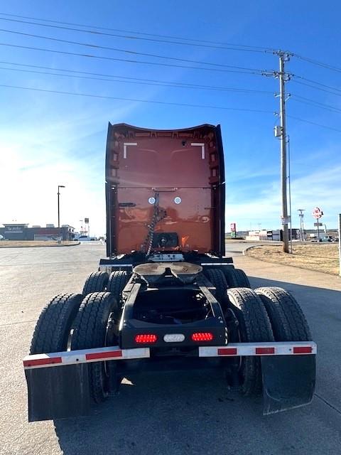 2022 Peterbilt 579-7