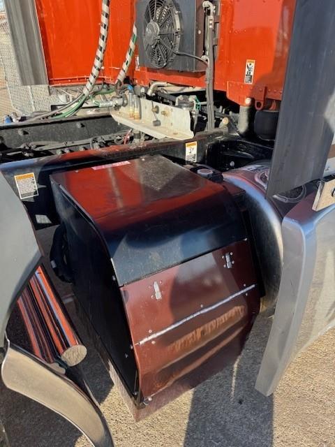 2022 Peterbilt 579-9