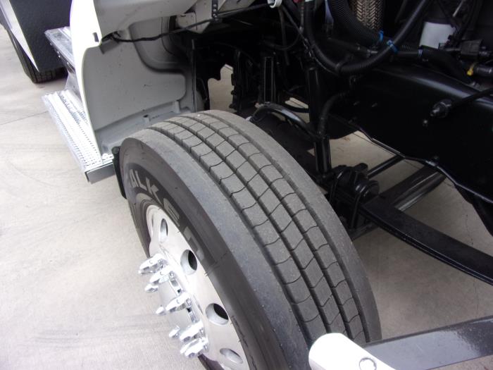 2020 Peterbilt 337-17