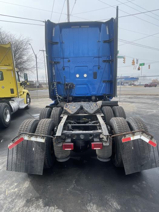 2022 International LT625-5