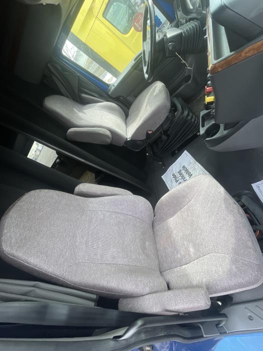 2022 International LT625-10