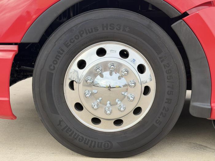 2022 Kenworth T680-9