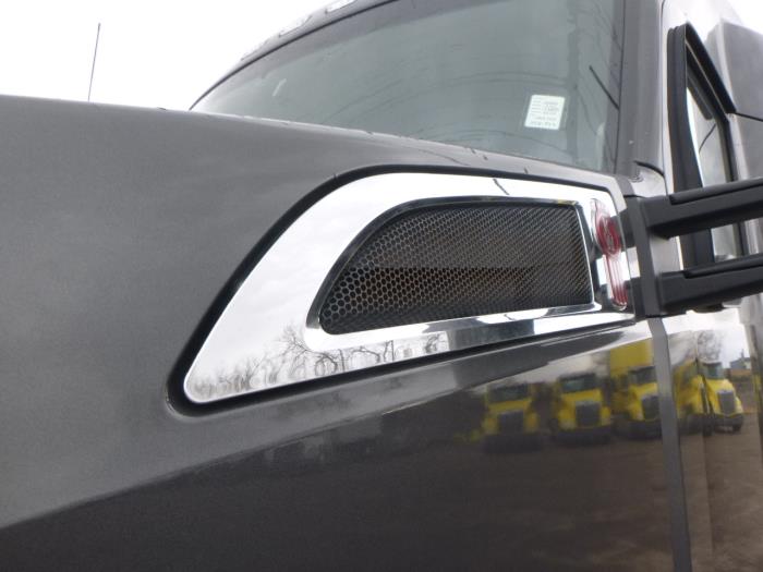 2022 Kenworth T680-9