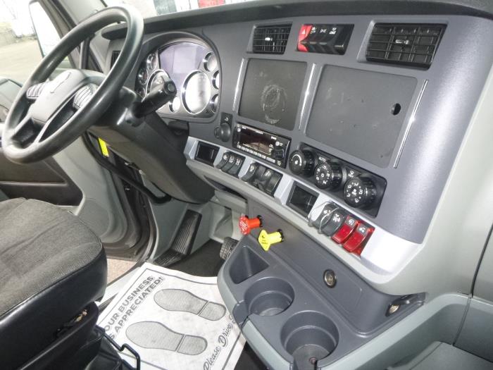 2022 Kenworth T680-13