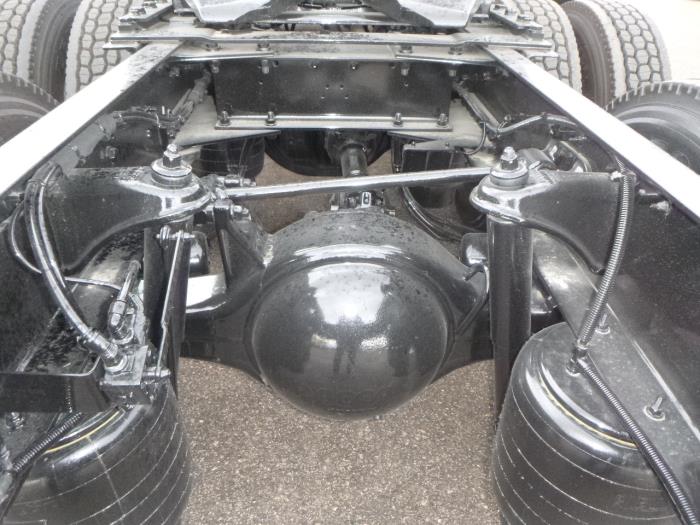 2022 Kenworth T680-27