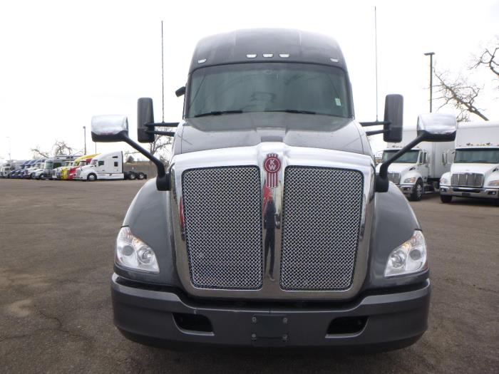 2022 Kenworth T680-8