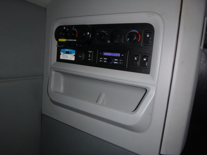 2022 Kenworth T680-17