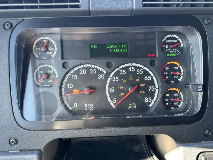 2018 Freightliner Cascadia-11