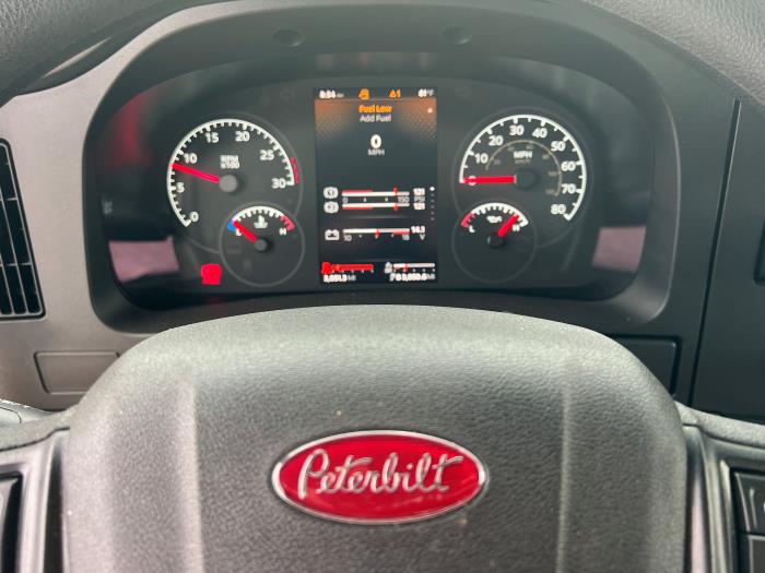 2026 Peterbilt 548-10