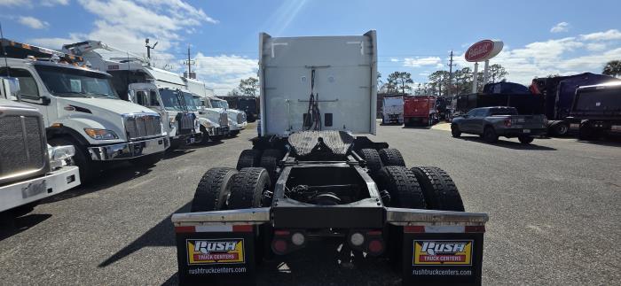 2022 Peterbilt 579-4