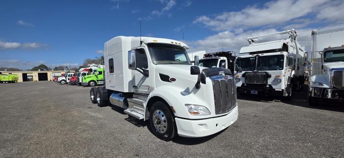 2022 Peterbilt 579-7