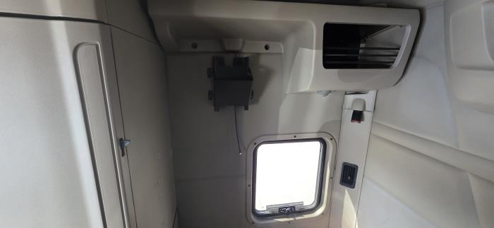 2022 Peterbilt 579-16