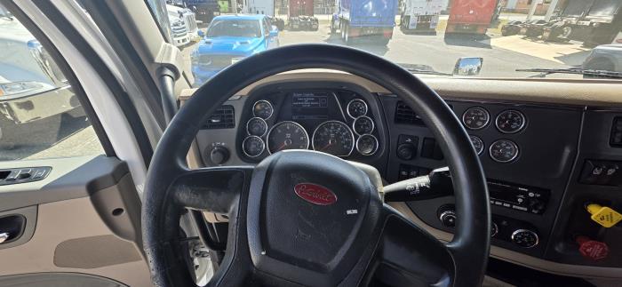 2022 Peterbilt 579-20