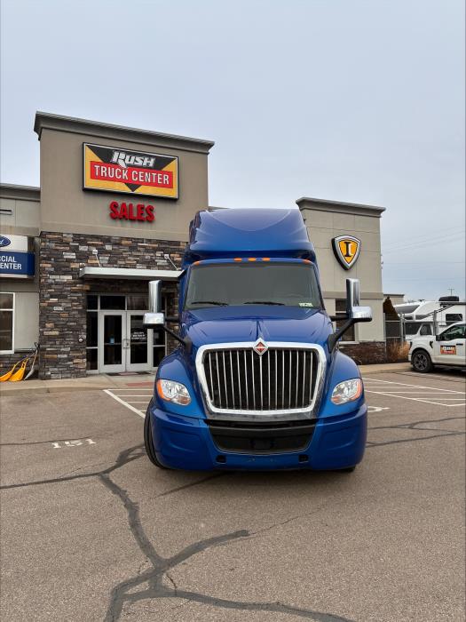 2022 International LT625-3