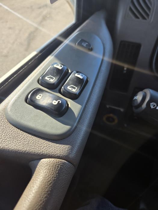 2020 Peterbilt 337-7