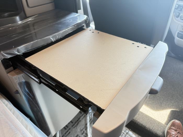 2027 Peterbilt 567-34