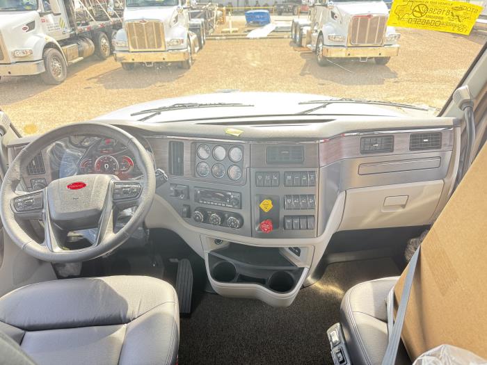 2027 Peterbilt 567-41