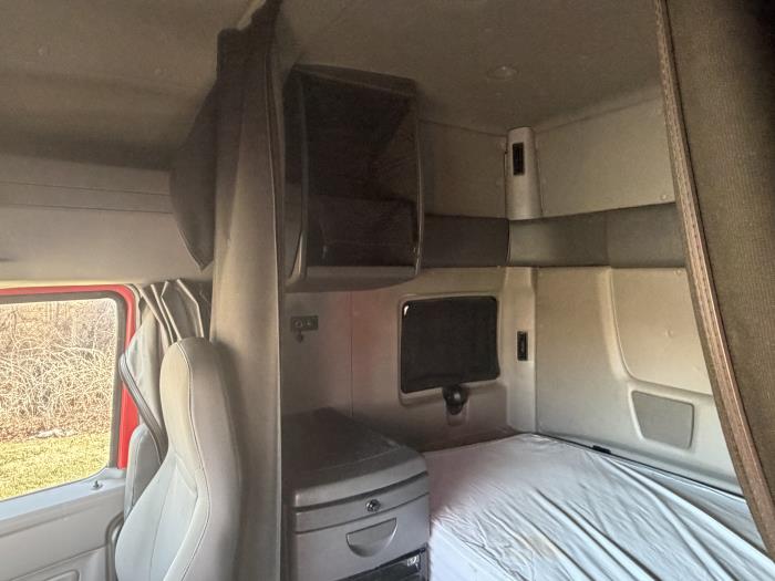 2019 International LT625-8