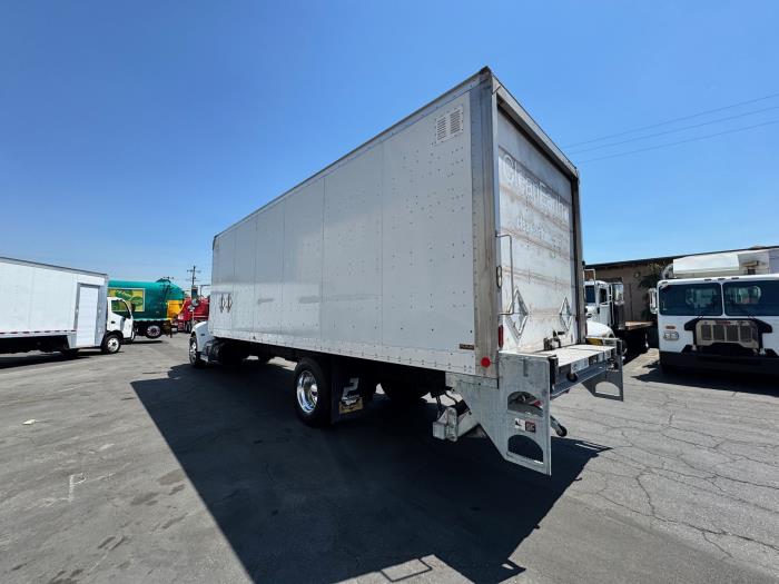 2020 Peterbilt 337-7