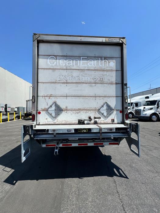 2020 Peterbilt 337-6