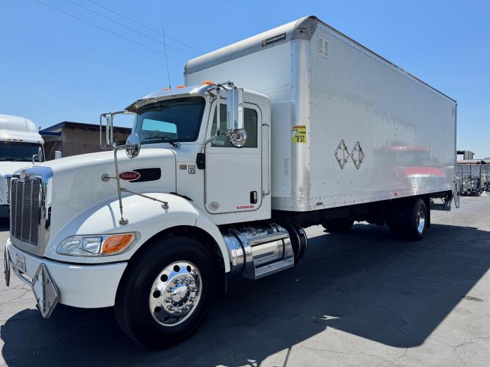 2020 Peterbilt 337-1