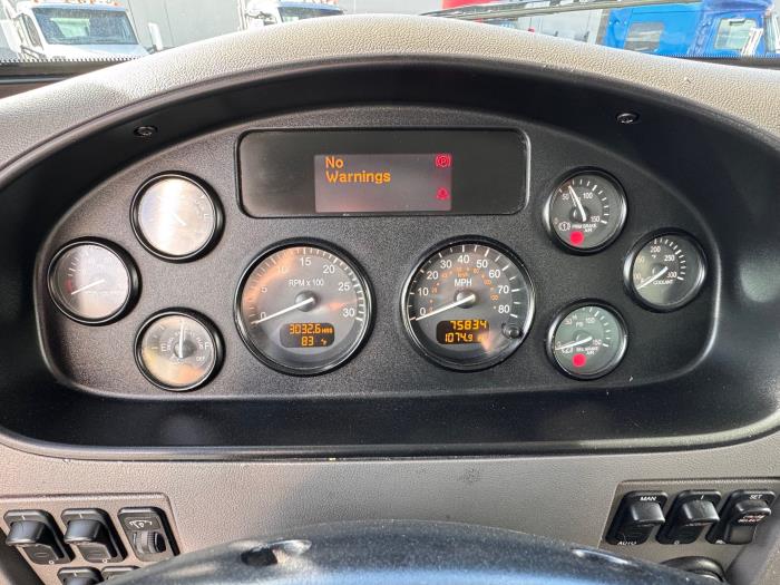 2020 Peterbilt 337-12