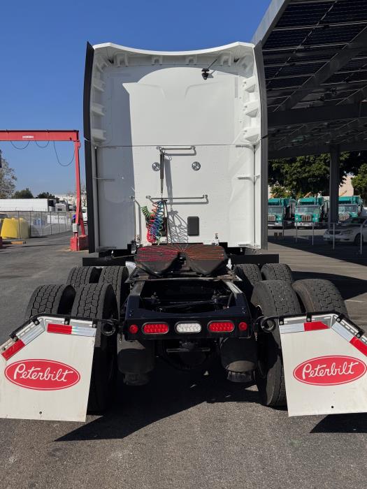 2023 Peterbilt 579-7