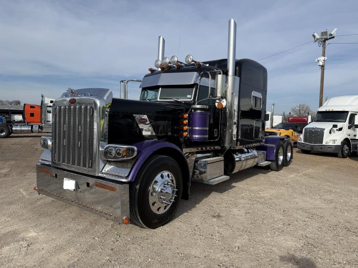 2024 Peterbilt 389-18