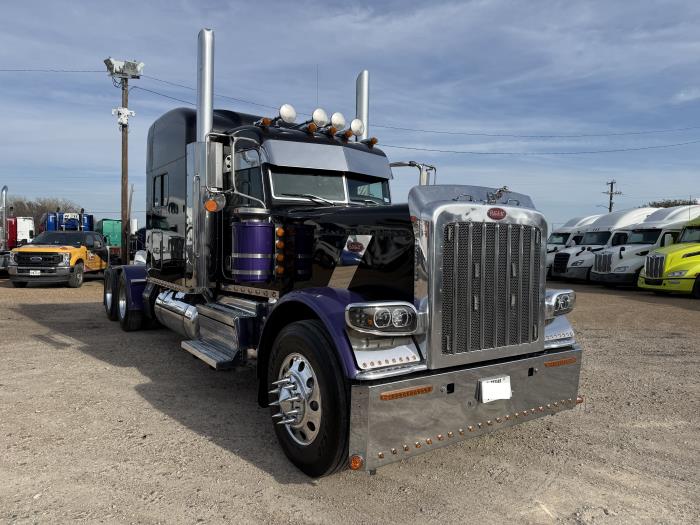 2024 Peterbilt 389-23