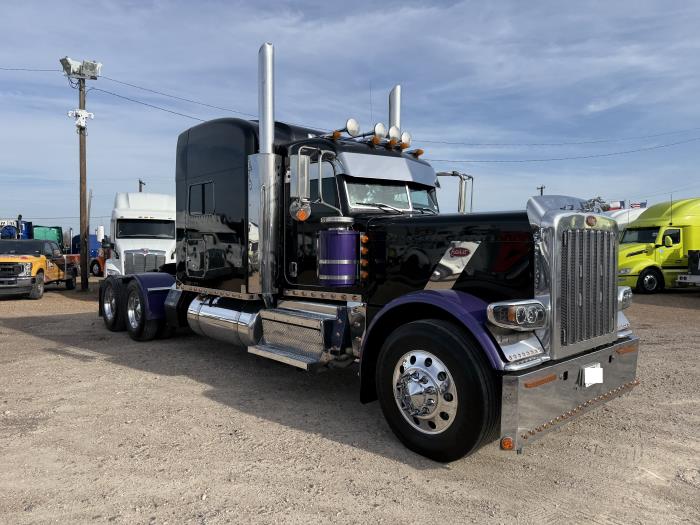 2024 Peterbilt 389-24