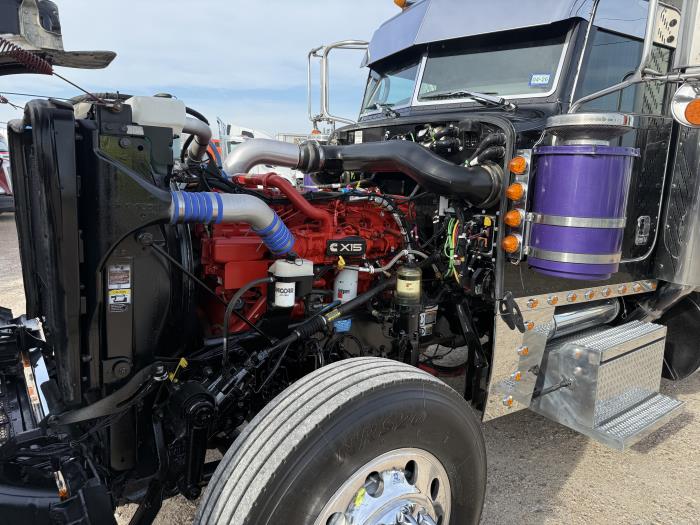 2024 Peterbilt 389-51