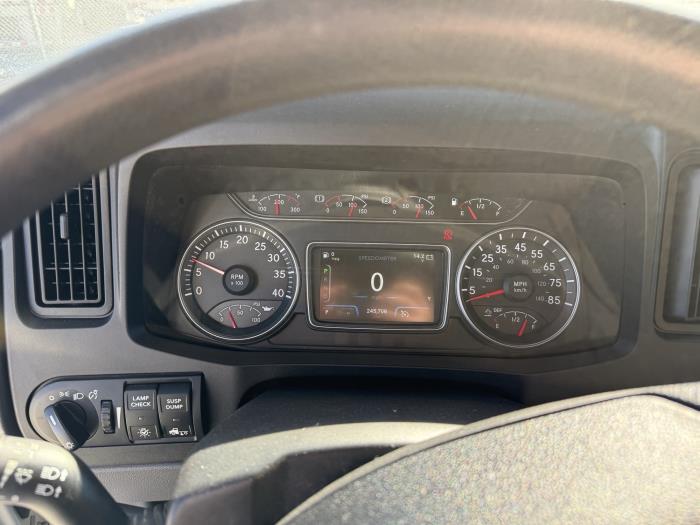 2019 International MV607-8