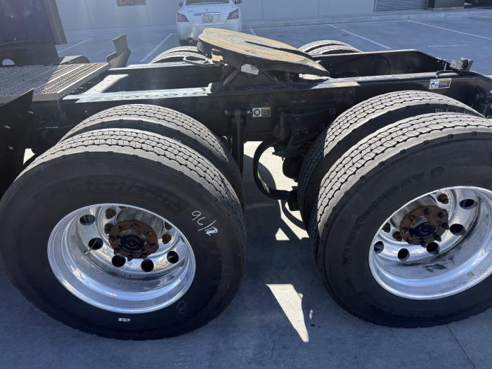 2022 Peterbilt 579-3