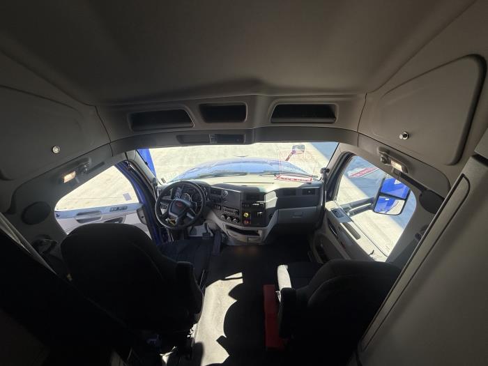 2022 Peterbilt 579-21