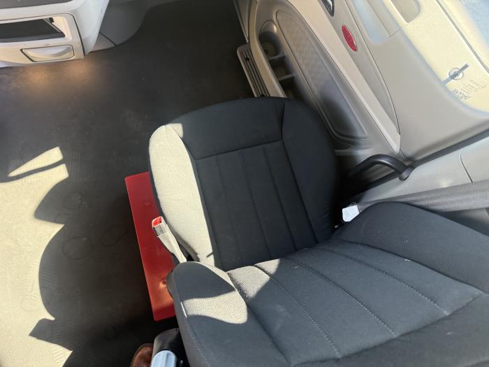 2022 Peterbilt 579-23