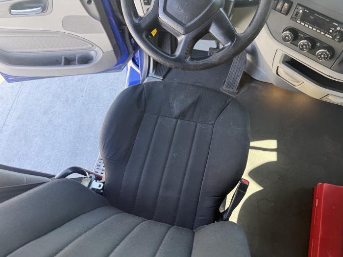 2022 Peterbilt 579-24