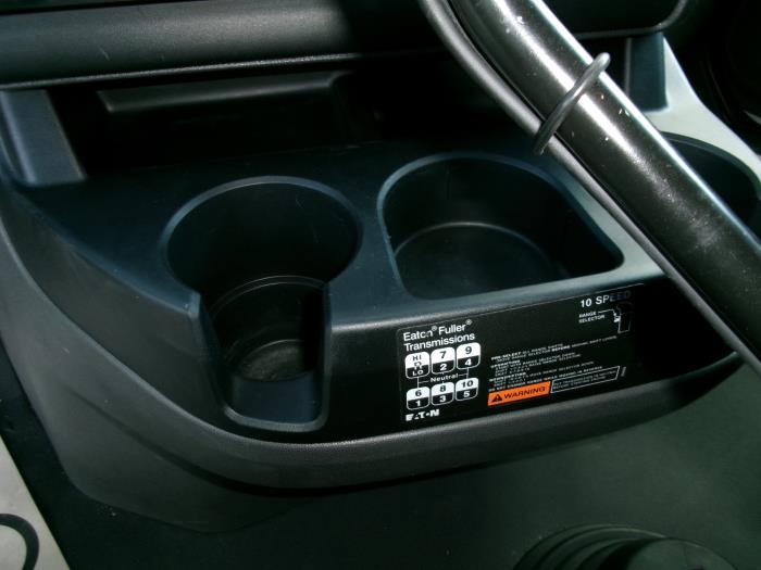 2022 International LT625-6