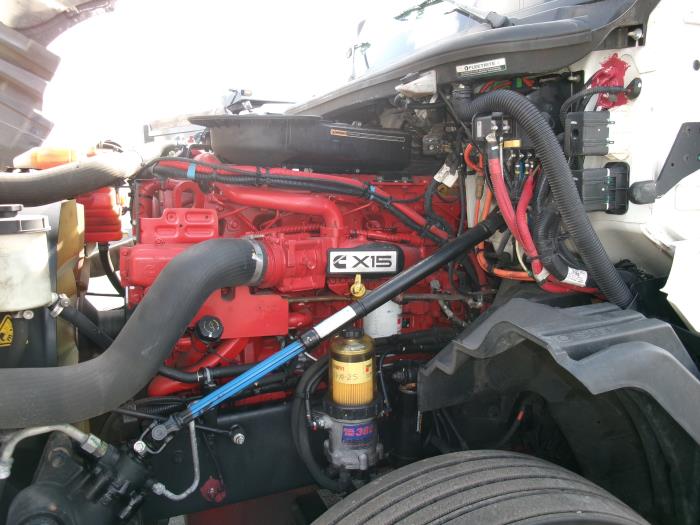 2022 International LT625-12