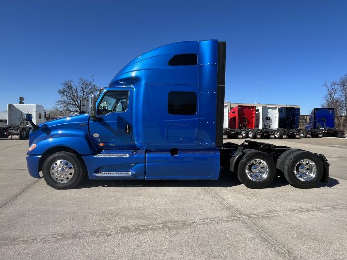 2022 International LT625-2